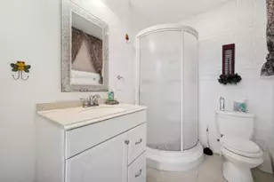 409 Eleanor St, Houston, TX 77009 - Photo 19
