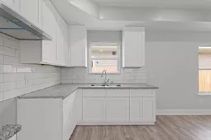 8018 Ethel St, Houston, TX 77028 - Photo 9