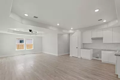 8018 Ethel Street, Houston, TX 77028 - Photo 3