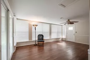 2002 Indian Shores Rd, Crosby, TX 77532 - Photo 17