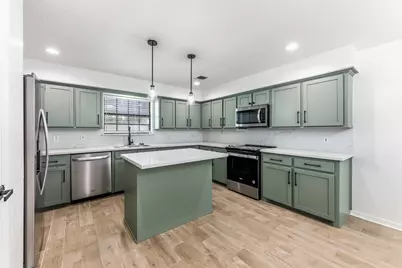 1810 Greentree Drive Drive, Huntsville, TX 77340 - Photo 15