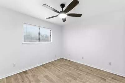1810 Greentree Drive Drive, Huntsville, TX 77340 - Photo 35