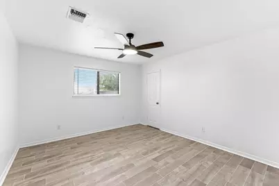 1810 Greentree Drive Drive, Huntsville, TX 77340 - Photo 29