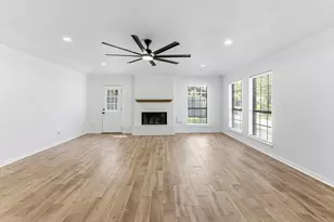 1810 Greentree Dr Dr, Huntsville, TX 77340 - Photo 21