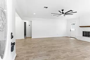 1810 Greentree Dr Dr, Huntsville, TX 77340 - Photo 5