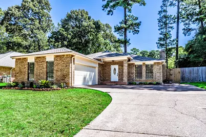 1810 Greentree Drive Drive, Huntsville, TX 77340 - Photo 1