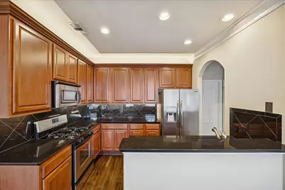 1393 Studer Street, Houston, TX 77007 - Photo 11