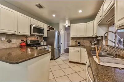 1123 Juniper Canyon Lane, Houston, TX 77062 - Photo 7