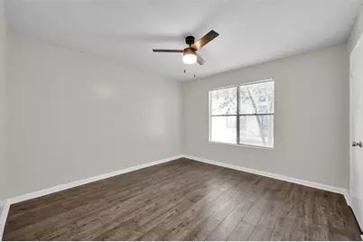 900 Holly Drive #10, Conroe, TX 77301 - Photo 11