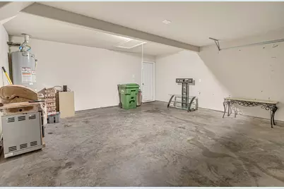 9921 Spring Creek Road, Cleveland, TX 77327 - Photo 23