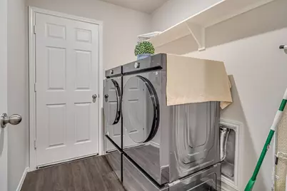 9921 Spring Creek Road, Cleveland, TX 77327 - Photo 7