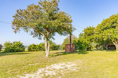 668 Fm 443 #A, Yoakum, TX 77995 - Photo 5