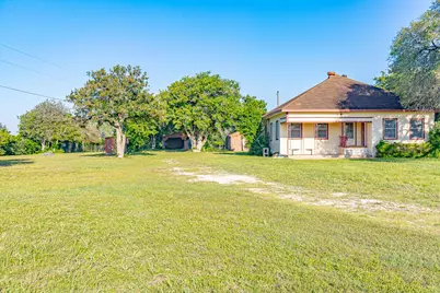 668 Fm 443 #A, Yoakum, TX 77995 - Photo 1