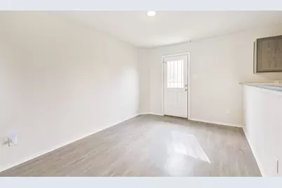 963 Lucky Street, Houston, TX 77088 - Photo 9