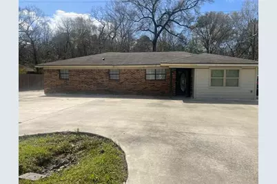 775 W Herring Street, Sour Lake, TX 77659 - Photo 1