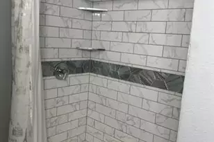 775 W Herring St, Sour Lake, TX 77659 - Photo 11