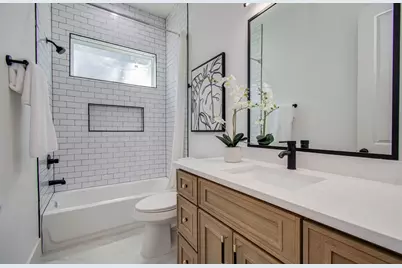 1802 Rollingwood Drive, Huntsville, TX 77340 - Photo 5