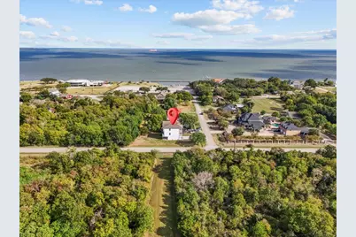 101 Grove Street, La Porte, TX 77571 - Photo 3