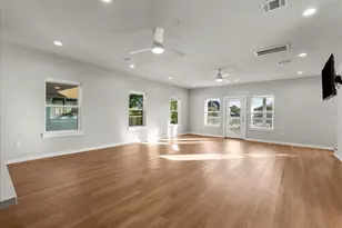 101 Grove St, La Porte, TX 77571 - Photo 11