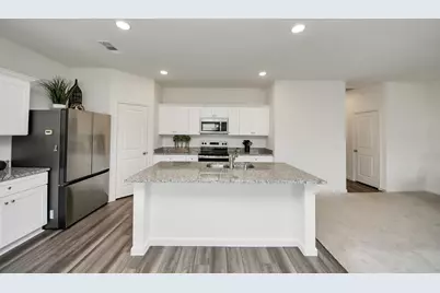 25360 Stoneham Creek Drive, Magnolia, TX 77355 - Photo 3