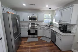 1035 N Colbert St, Dayton, TX 77535 - Photo 11