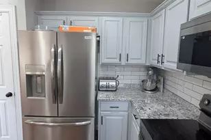 1035 N Colbert St, Dayton, TX 77535 - Photo 13