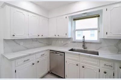 9807 Braewick Drive, Houston, TX 77096 - Photo 11