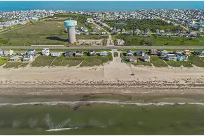 22502 Kennedy Drive, Galveston, TX 77554 - Photo 33