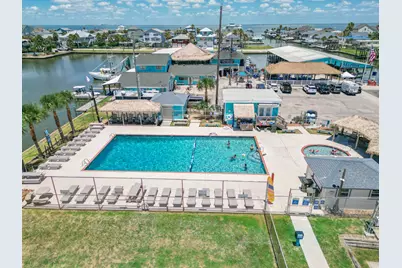 22502 Kennedy Drive, Galveston, TX 77554 - Photo 13