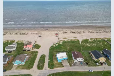 22502 Kennedy Drive, Galveston, TX 77554 - Photo 17