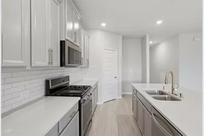 2304 W Winding Pines Drive, Tomball, TX 77375 - Photo 5