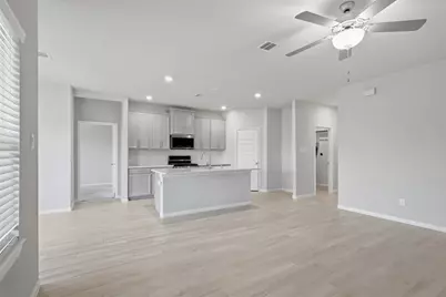 2304 W Winding Pines Drive, Tomball, TX 77375 - Photo 9