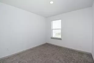 8030 Milam Ln, Rosharon, TX 77583 - Photo 15