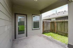 8030 Milam Ln, Rosharon, TX 77583 - Photo 19