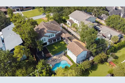 5410 Valerie St, Bellaire, TX 77401 - Photo 47