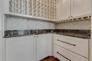 5410 Valerie St, Bellaire, TX 77401 - Photo 11