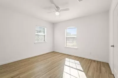 6515 Avenue F, Houston, TX 77011 - Photo 3