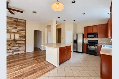 10711 Gilford Crest Drive, Spring, TX 77379 - Photo 11