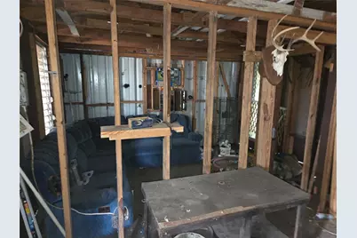 64 Honeycomb Street W, Blessing, TX 77419 - Photo 17