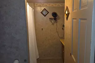 64 Honeycomb Street W, Blessing, TX 77419 - Photo 5