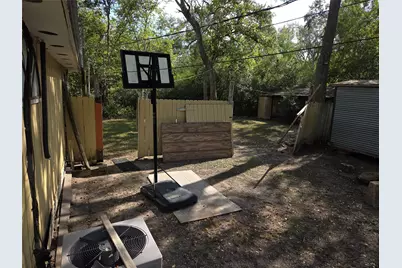 64 Honeycomb Street W, Blessing, TX 77419 - Photo 21