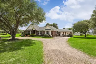 428 Briar Creek Ln, Sealy, TX 77474 - Photo 5