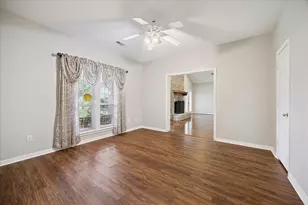 428 Briar Creek Ln, Sealy, TX 77474 - Photo 15