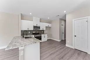 7311 Sandra St, Houston, TX 77028 - Photo 3