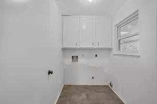 11911 Brook Meadows Ln, Meadows Place, TX 77477 - Photo 27
