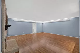 11911 Brook Meadows Ln, Meadows Place, TX 77477 - Photo 15