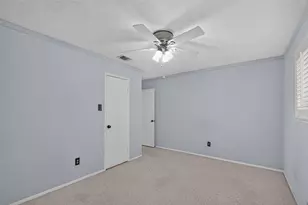 11911 Brook Meadows Ln, Meadows Place, TX 77477 - Photo 29