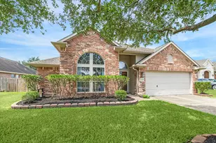 18703 Summercliff Ln, Tomball, TX 77377 - Photo 1