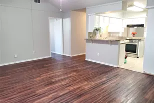 5305 Woodville Ln, Pearland, TX 77584 - Photo 9