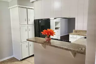 5305 Woodville Ln, Pearland, TX 77584 - Photo 3